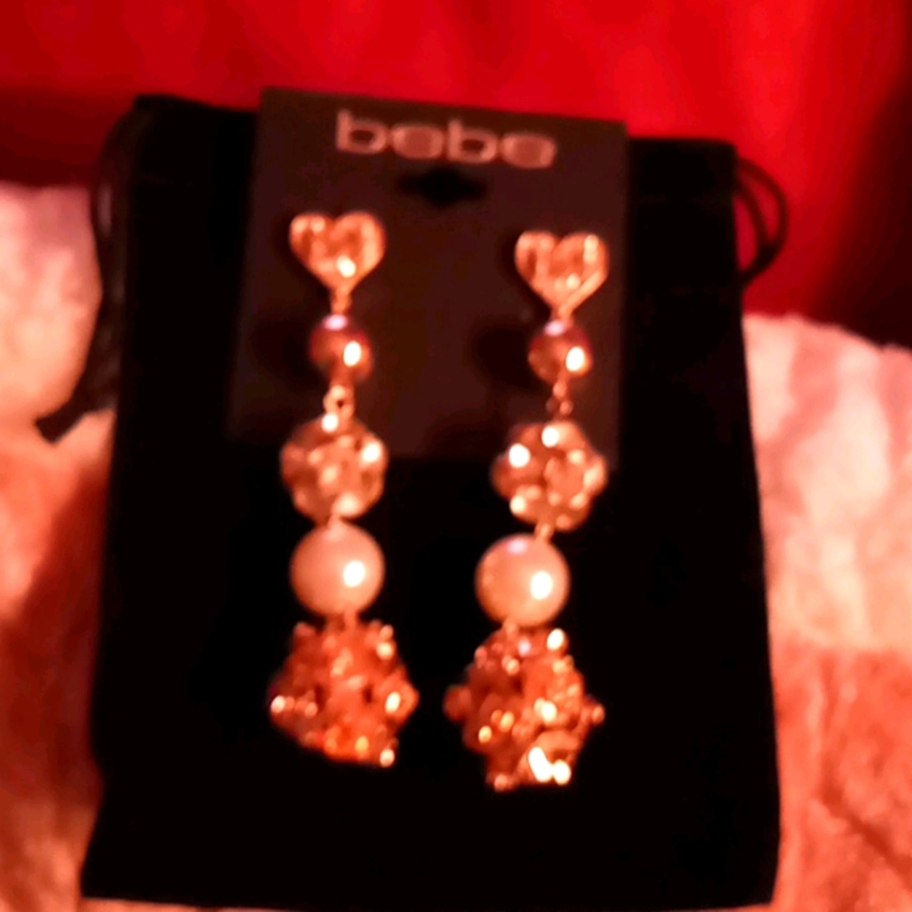BeBe Gold Dangling Post with Flowing Decor